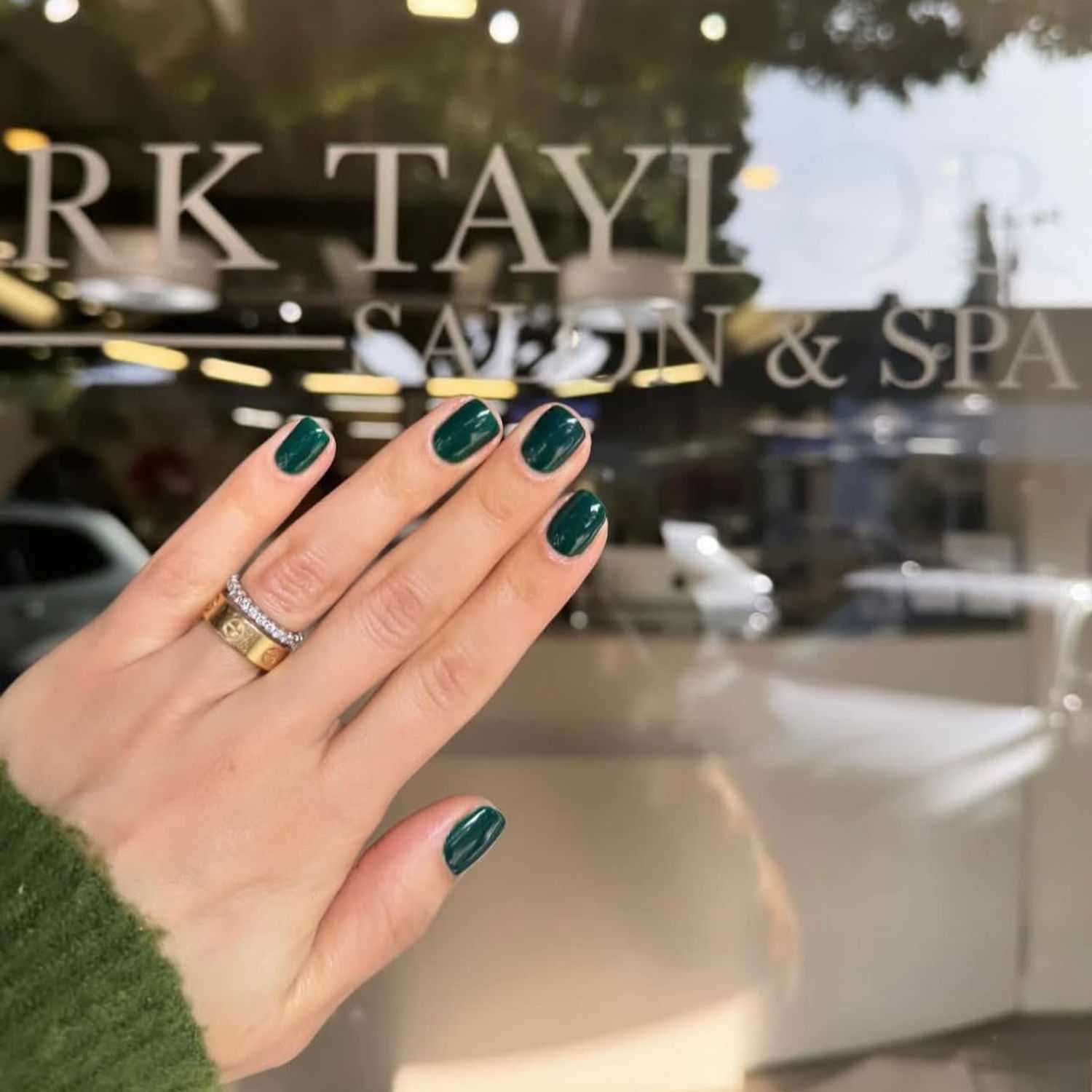 Portrait of Hanna Tran, a professional stylist at Mark Taylor Salon, showcasing their expertise and style.